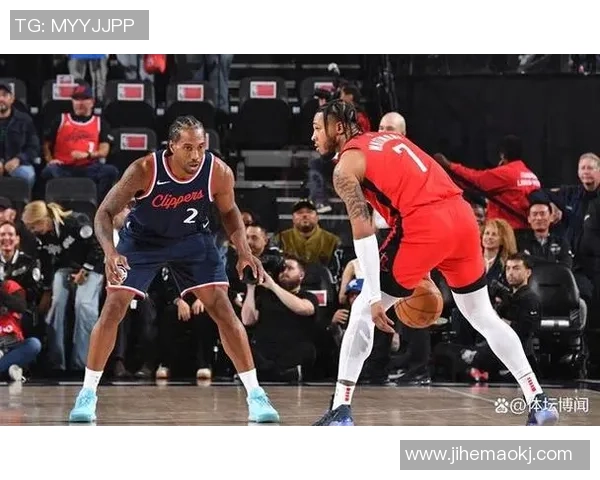 火箭队与快船队激战正酣12月20日精彩对决不容错过