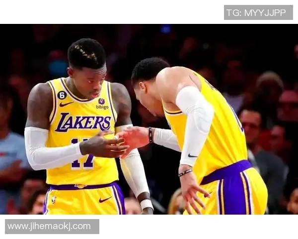 老鹰与湖人精彩对决完整视频回顾尽享篮球盛宴 老鹰与湖人精彩对决完整视频回顾尽享篮球盛宴